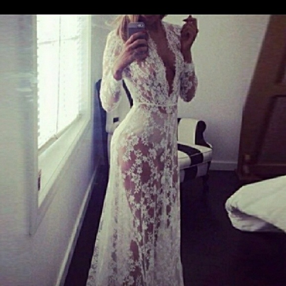 Plus Size Maternity Lace Gown Plus Size Sexy Dress - Picture 4 of 4